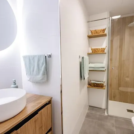 Alcaravaneras Loft شقة *