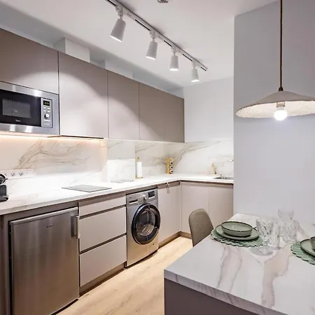 Alcaravaneras Loft شقة