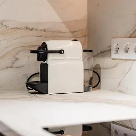 Alcaravaneras Loft شقة