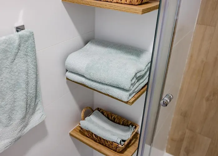 Alcaravaneras Loft דירה